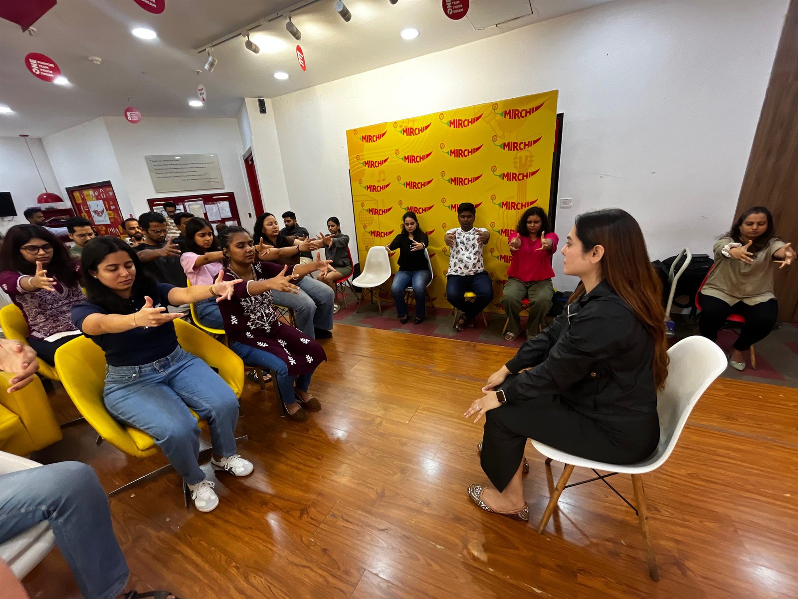 Calm hypnotherapy studio in Mumbai where Vibha Jain holds confidence sessions